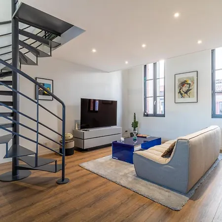 Nice Spacious Nest In